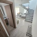 Apartamento Mythical Sands Town House 1 *