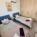 Apartamento Mythical Sands Town House 1 *
