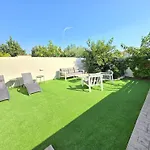 Mythical Sands Town House 1 Apartamento *