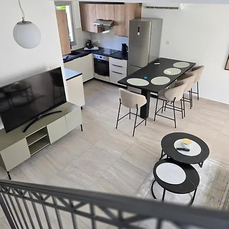 Mythical Sands Town House 1 Apartamento Paralimni