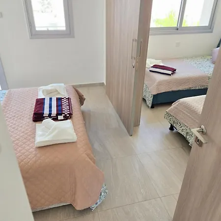 Apartamento Mythical Sands Town House 1 *